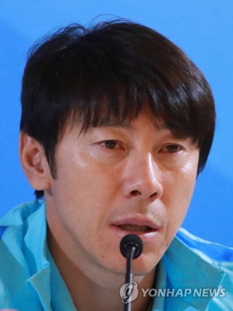 <올림픽> 8강 출사표 밝히는 신태용 감독 | 연합뉴스