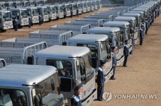 북한의 승리자동차연합기업소 | 연합뉴스