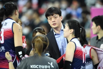 여자배구 KGC인삼공사 이영택 대행, 정식 감독으로 승격 | 연합뉴스