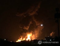 시흥 시화공단 화재 7시간만에 완진…인명피해 없어 | 연합뉴스