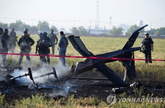 멕시코서 헬기 추락…공공안전부 장관 등 5명 전원 사망 | 연합뉴스