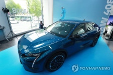 유럽서 1만 6천대 팔린 뉴 푸조 408 | 연합뉴스