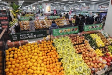 롯데마트 유통 격전지 서울 강동에 신규 점포 개점 | 연합뉴스