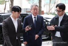 강호동 농협중앙회장 경찰 출석 | 연합뉴스