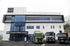 만트럭버스코리아 용인 본사 오픈…올해 질적 도약(종합) | 연합뉴스