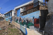 정겨움 가득한 곳 동해시, 논골담길 벽화 새로 단장한다 | 연합뉴스