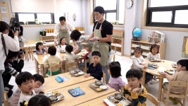 어린이집 급식도 학교 수준으로↑…서울든든급식 정식운영 | 연합뉴스