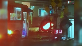 백마역 철길 건널목서 버스·열차 추돌 4명 부상 | 연합뉴스