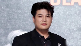 슈퍼주니어 신동, 코로나19 확진…자가격리 중 | 연합뉴스