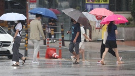 가뭄 끝에 남부 세찬 장맛비…부산 등 곳곳 호우특보 | 연합뉴스
