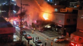 동두천 지행역 인근 상가 화재…인명피해 없어 | 연합뉴스