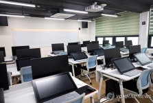 [빈집의 재탄생] 상경? 옛말이죠 폐교가 논산 문화교육 요람으로 | 연합뉴스