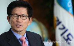 김문수 도지사 8년이면 충분…3선 불출마 확인 | 연합뉴스