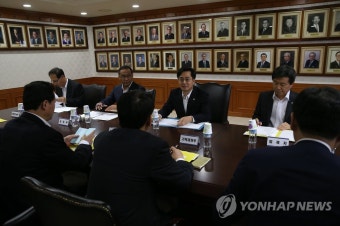 5급공채 내년부터 축소…2017년 공채·민간채용반반씩(종합) | 연합뉴스