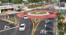 회전교차로 설치로 사고 절반↓…예산 탓에 확대 부진 | 연합뉴스