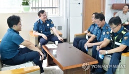 강원경찰청장, 17개 경찰서 105개 파출소·지구대 돌며 소통 | 연합뉴스