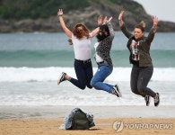 '드디어 자유다' 반년 만에 코로나19 국가경계령 푼 스페인 | 연합뉴스