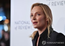 텍사스주 낙태금지법 폐지 촉구한 미 배우 우마 서먼 | 연합뉴스