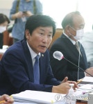 질의 답변하는 박종문 헌재 사무처장 | 연합뉴스