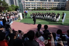 잠원초 등굣길 음악회 | 연합뉴스