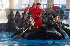 홍콩반점0410포항해병1사단점 | '혹한 속 훈련'…포항 해병대 1사단서 열린 겨울 캠프 | 연합뉴스