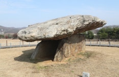 [인천돋보기](29) 고인돌 속 선조들의 발자취…강화역사박물관 | 연합뉴스