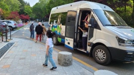 덕유산국립공원 구천동주차장~백련사 전기버스 운행 | 연합뉴스
