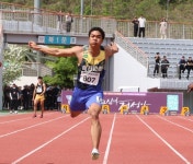 육상 조엘진, 깜짝 역주…남자 100ｍ '비공인 기록' 10초09 | 연합뉴스