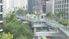 도심 한복판 공중길 서울로…풍경까지 바꿨다 | 연합뉴스