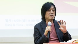 이창동 감독 OTT 시대에도 영화의 본질 변치 않을 것 | 연합뉴스