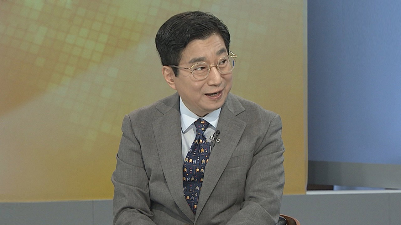 이재명 대통령, G7 정상회의 참석으로 외교 무대에 데뷔!