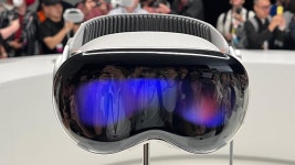 애플, 비전프로 2월 출시 목표…중국서 생산라인 풀가동 | 연합뉴스