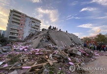 터키·그리스 강진 사망자 39명으로 늘어…800여 명 부상 | 연합뉴스
