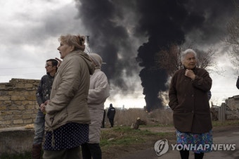 러, 우크라 물류 요충지 오데사 미사일 폭격…서방지원 차단 노려 | 연합뉴스