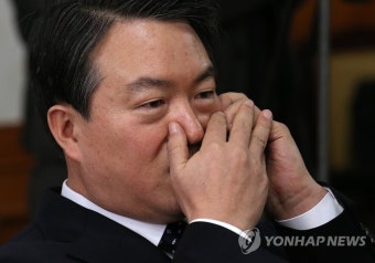 긴급 차관회의 참석한 강신명 경찰청장 | 연합뉴스