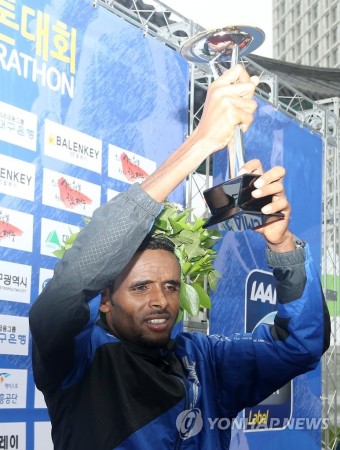 제브루, 2015 대구마라톤 우승 | 연합뉴스