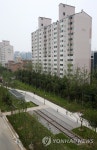 숲길로 변신한 서울 연남동·새창고개·염리동 폐철길 | 연합뉴스