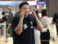 포즈 취하는 조영욱 | 연합뉴스
