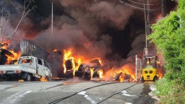 경남 밀양 한국카본 2공장서 화재…대응 2단계 | 연합뉴스