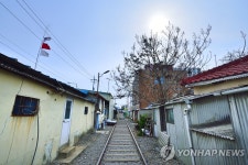 판잣집 거리 군산 경암동 철길마을 불법건축물 퇴출 | 연합뉴스