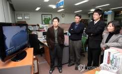 <정선군청, 여직원 사망 소식에 경악> | 연합뉴스