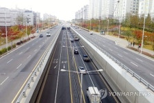 김포 장기동 지하차도 누수 계속돼…부실시공 논란 | 연합뉴스