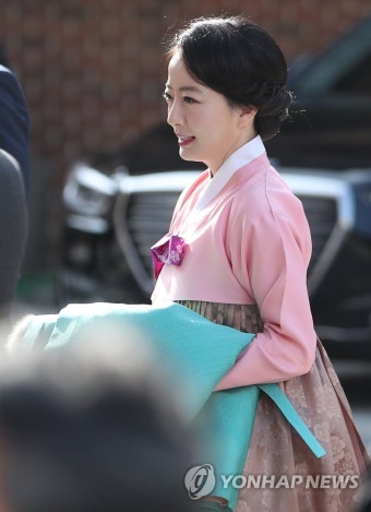 결혼식 참석한 '현대가 며느리' 노현정 | 연합뉴스