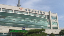 남의 창고 속 요소수 들고 간 화물차 기사 입건 | 연합뉴스