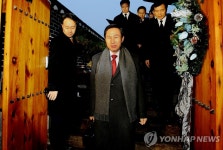 이명박 당선자의 새아침 | 연합뉴스