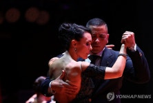 정열적으로…아르헨티나서 열린 세계 탱고 선수권대회 | 연합뉴스