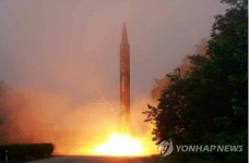 北 탄도미사일 발사에 南 항구·비행장 선제타격 훈련했다(3보) | 연합뉴스
