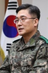 축사하는 서욱 1군단장 | 연합뉴스