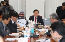 개회 선언하는 김재원 위원장 | 연합뉴스