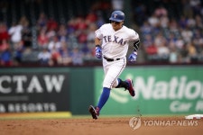 추신수, 아시아 선수 최초 메이저리그 통산 200번째 홈런 | 연합뉴스